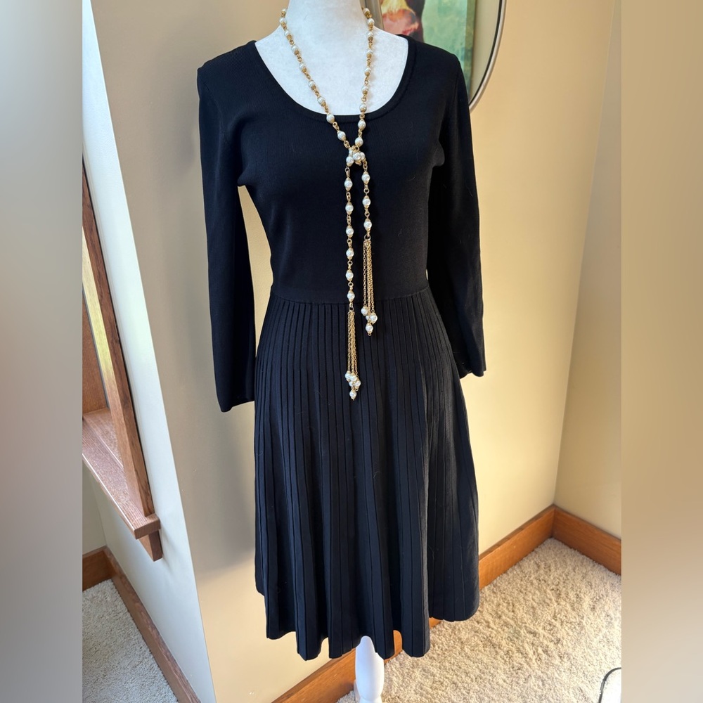 Carmen Marc Valvo Knit Dress Black 🖤 Luxury Knit Size Medium